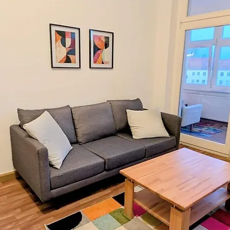 Großzügiges Familien-apartment Im Herzen Lübbens Apartamento *