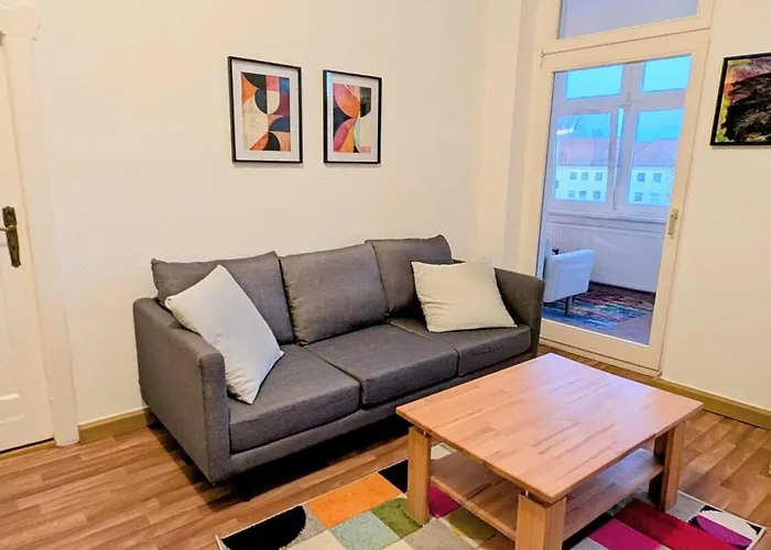 Grosszuegiges Familien-apartment Im Herzen Luebbens Apartment *