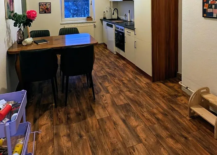 Grosszuegiges Familien-apartment Im Herzen Luebbens Lubben